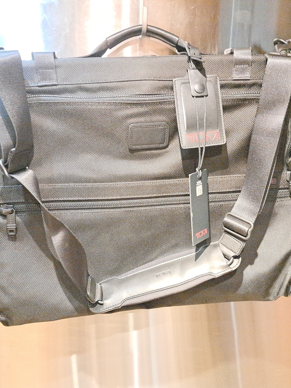 TUMI Black Men’s Luggege